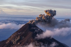 volcano-8488486_1920